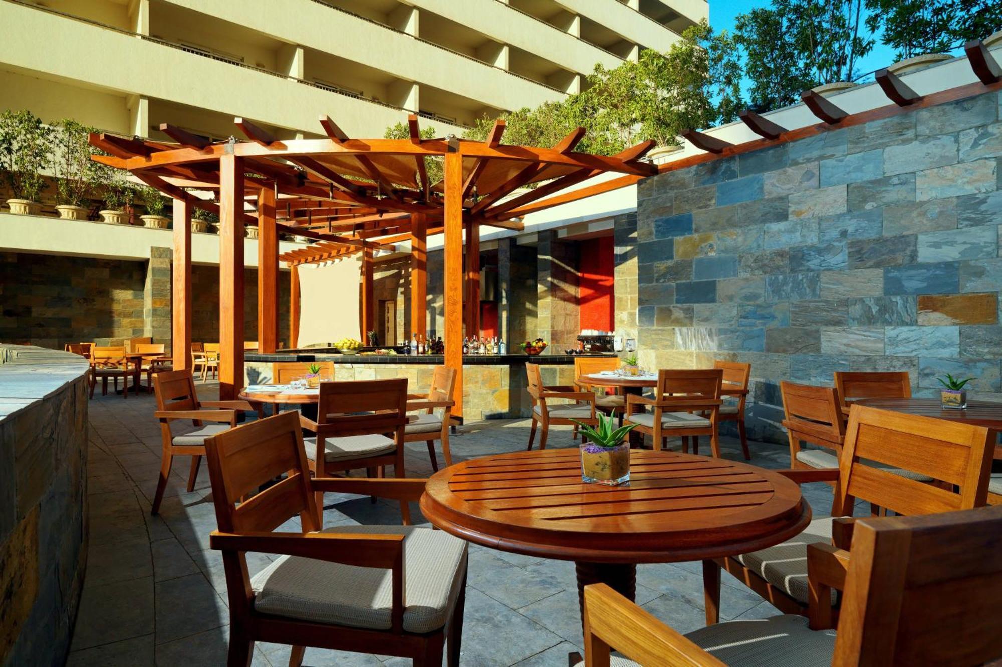 开罗喜来登酒店及赌场 Giza 外观 照片 The Terrace