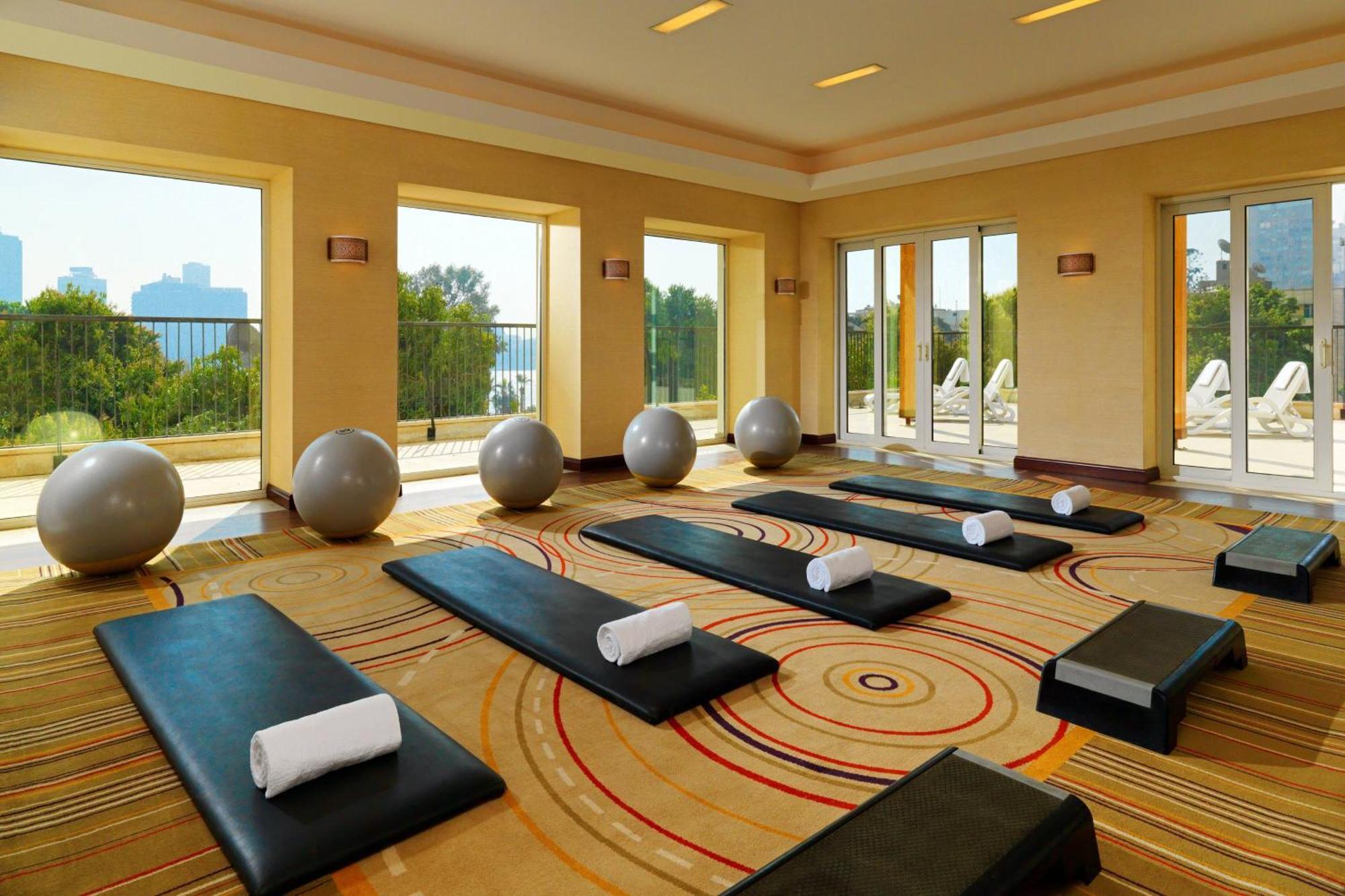 开罗喜来登酒店及赌场 Giza 外观 照片 The Westin Hong Kong's Yoga Studio